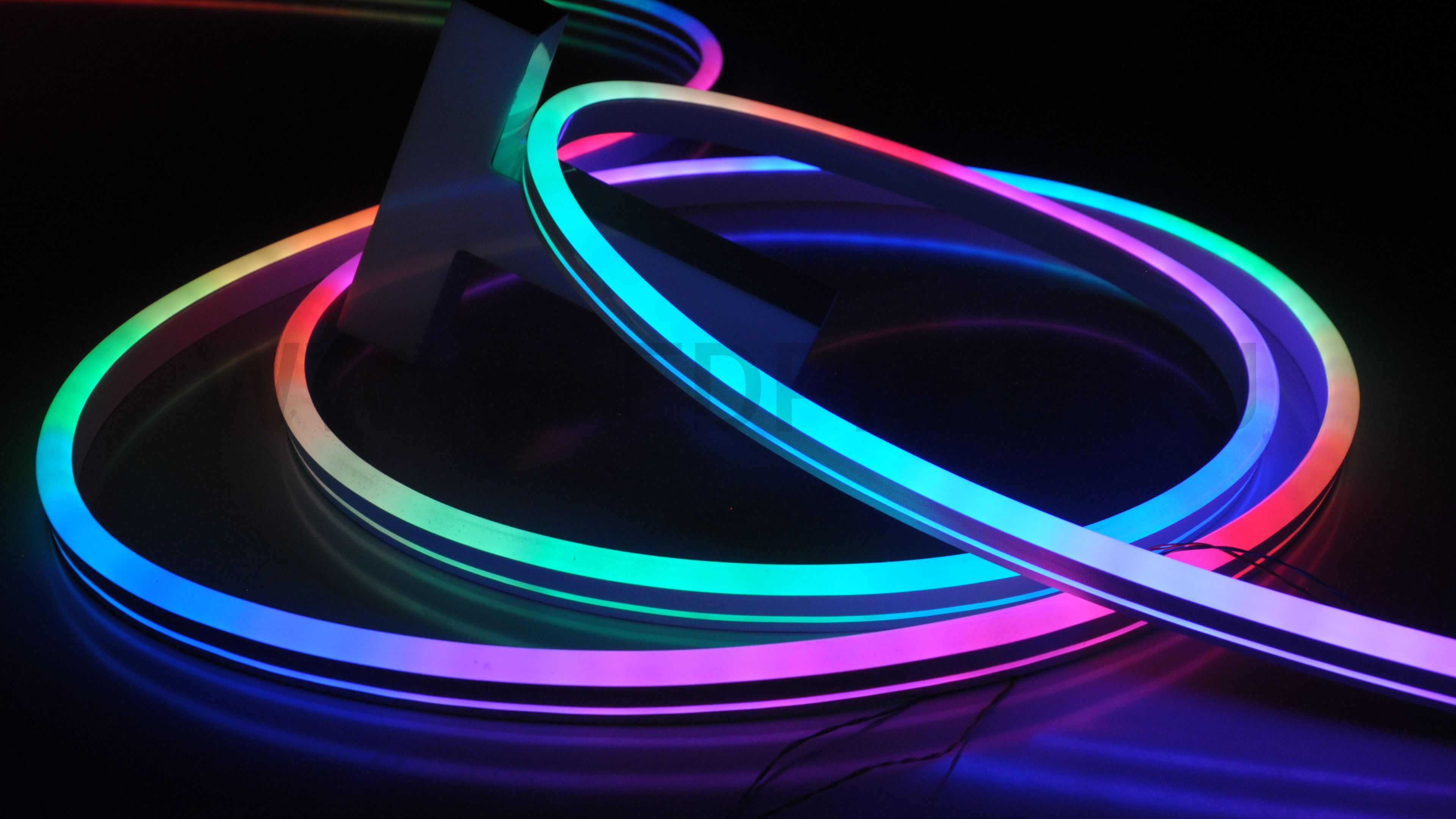 Гибкий неон 12V 6х12 RGB (разноцветный)